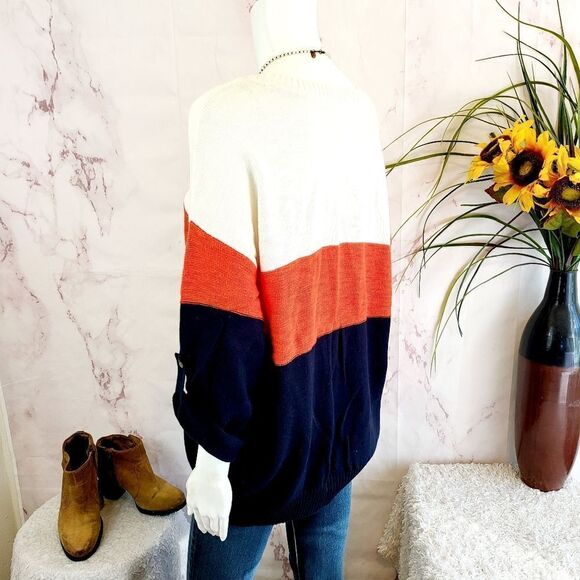 Vince Camuto pullover super soft color block sweater - Picture 5 of 7